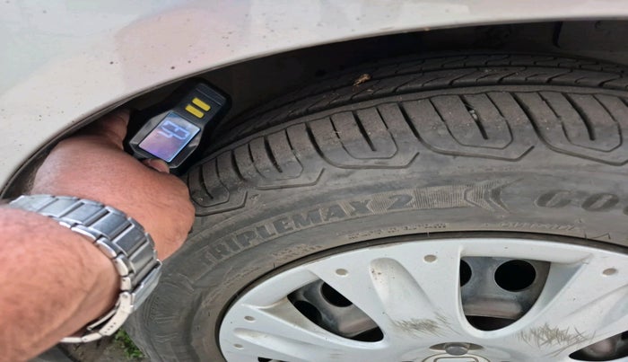 2015 Honda Amaze 1.2L I-VTEC S, Petrol, Manual, 74,796 km, tyre