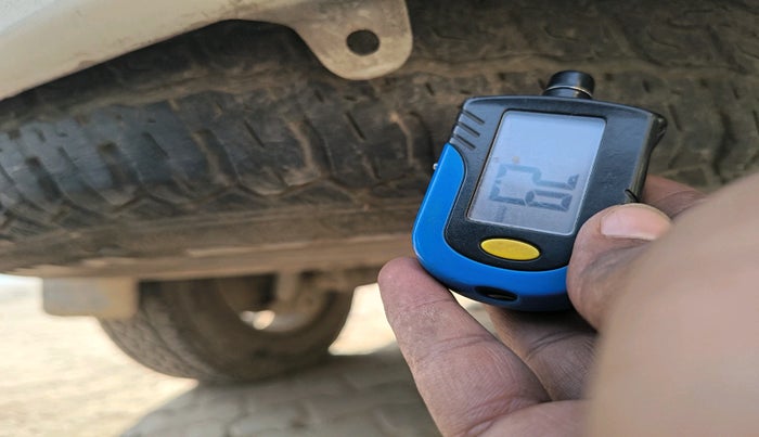 2013 Toyota Fortuner 3.0 4X2 MT, Diesel, Manual, 1,87,381 km, tyre