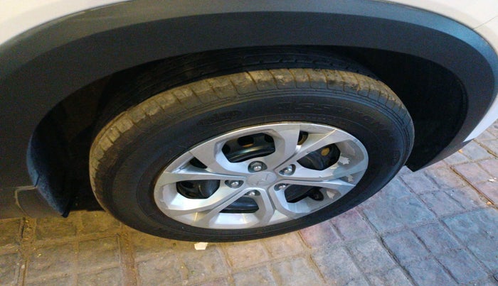 2021 KIA SONET HTE 1.2, Petrol, Manual, 68,368 km, tyre