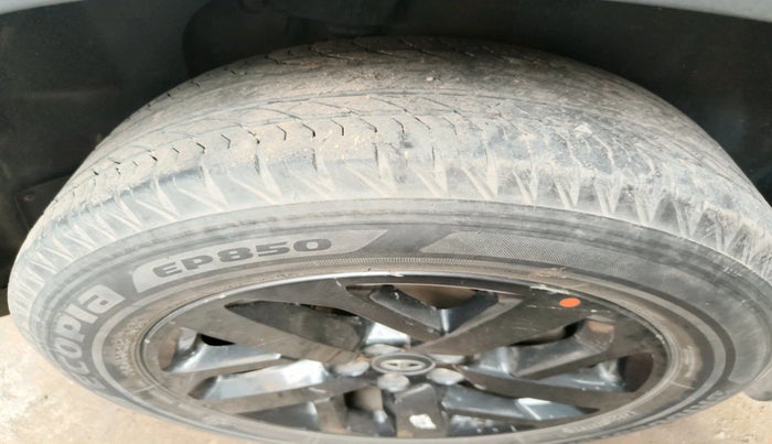 2021 Tata Safari XZ PLUS 6 S, Diesel, Manual, 40,421 km, tyre