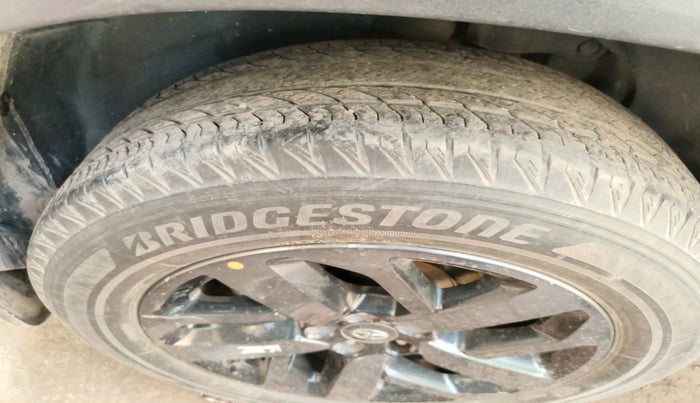 2021 Tata Safari XZ PLUS 6 S, Diesel, Manual, 40,421 km, tyre