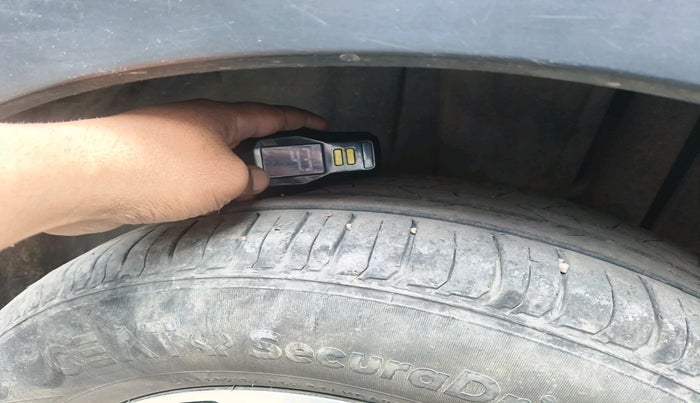 2018 Maruti S Cross ZETA 1.3, Diesel, Manual, 1,55,374 km, tyre