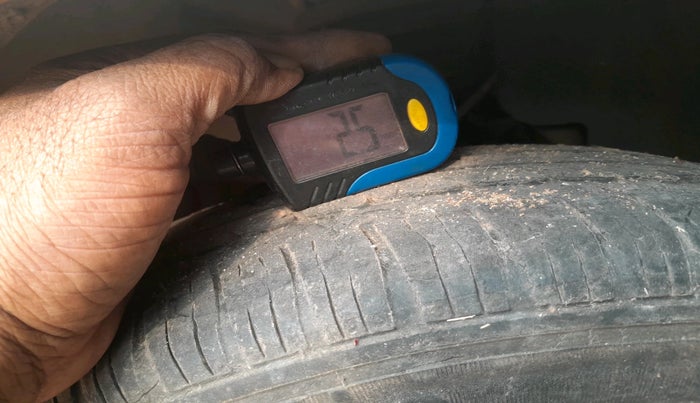 2011 Tata Nano CX, Petrol, Manual, 24,554 km, tyre