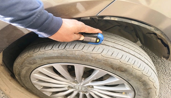 2016 Maruti Ciaz ZDI+ SHVS, Diesel, Manual, 1,48,336 km, tyre