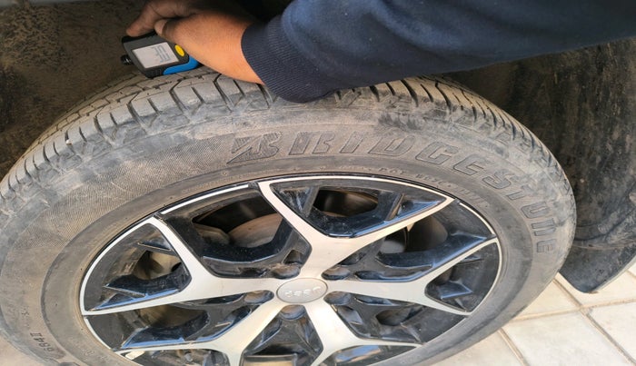 2022 Jeep MERIDIAN LIMITED (O) 4X2 AT, Diesel, Automatic, 64,489 km, tyre