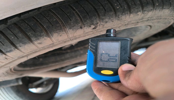 2022 Jeep MERIDIAN LIMITED (O) 4X2 AT, Diesel, Automatic, 64,489 km, tyre