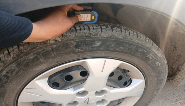 2024 Mahindra XUV 3XO MX3 1.2 L TCMPFi, Petrol, Manual, 11,663 km, tyre