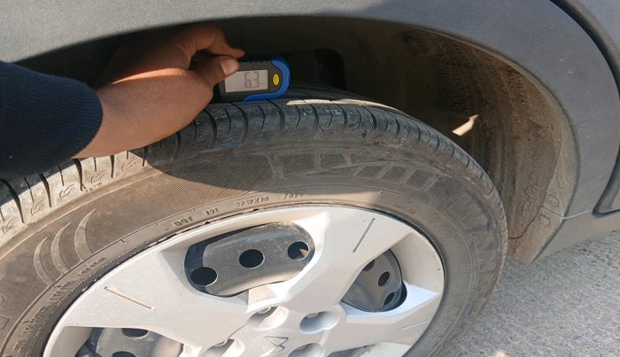 2024 Mahindra XUV 3XO MX3 1.2 L TCMPFi, Petrol, Manual, 11,663 km, tyre