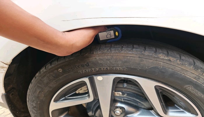 2020 Hyundai AURA SX 1.2, Petrol, Manual, 46,758 km, tyre