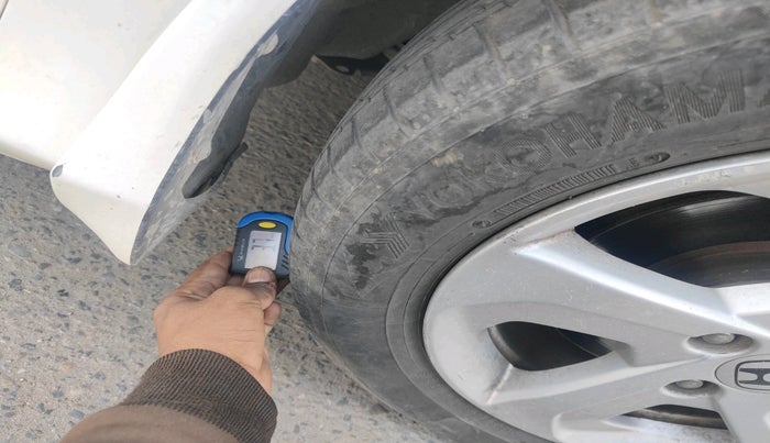 2015 Honda City 1.5L I-DTEC V, Diesel, Manual, 1,43,850 km, tyre