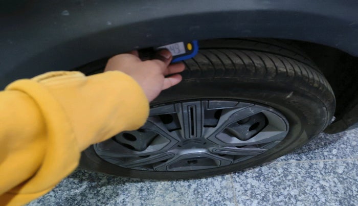 2024 CITROEN Basalt Plus 1.2 Turbo Petrol MT, Petrol, Manual, 2,947 km, tyre