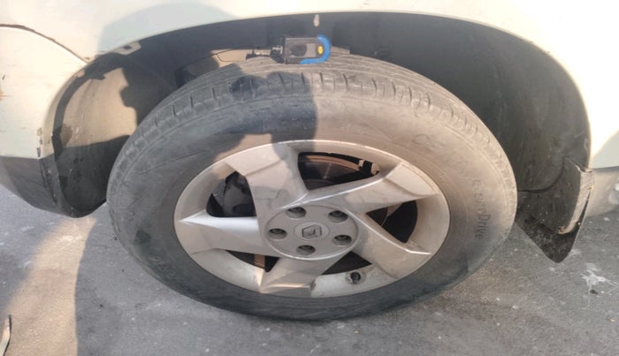 2013 Renault Duster 110 PS RXZ DIESEL (OPT), Diesel, Manual, 1,12,199 km, tyre