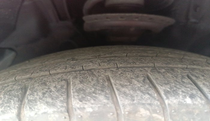 2014 Hyundai i20 SPORTZ 1.2, Petrol, Manual, 70,274 km, tyre