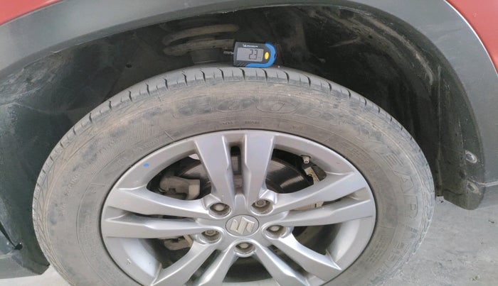 2016 Maruti Vitara Brezza ZDI PLUS, Diesel, Manual, 1,22,230 km, tyre