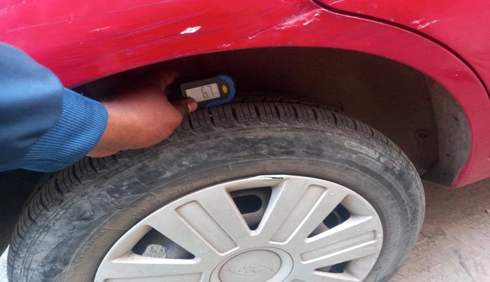 2011 Ford Figo LXI 1.2 PETROL, Petrol, Manual, 53,164 km, tyre