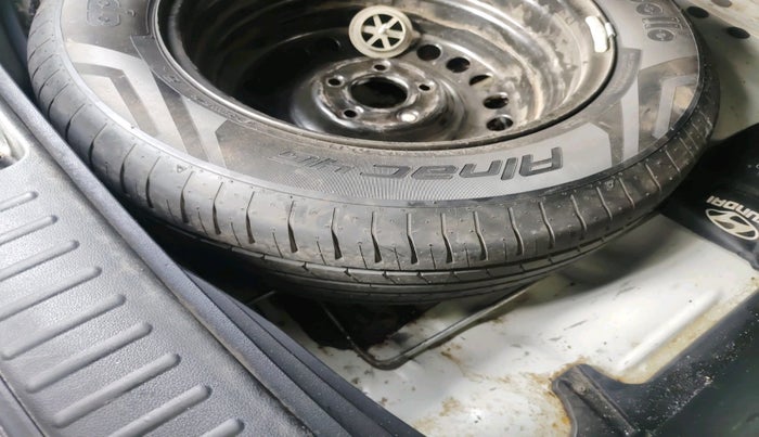 2021 Hyundai Creta EX 1.5 DIESEL, Diesel, Manual, 77,268 km, tyre