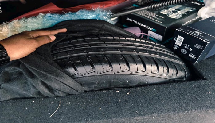 2021 Maruti New Wagon-R LXI CNG (O) 1.0, Petrol, Manual, 36,129 km, tyre