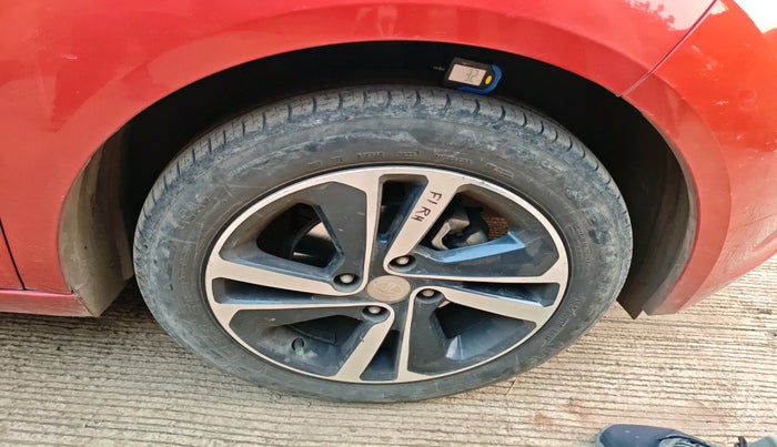 2023 Tata ALTROZ XZ CNG, Petrol, Manual, 31,182 km, tyre