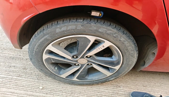 2023 Tata ALTROZ XZ CNG, Petrol, Manual, 31,182 km, tyre