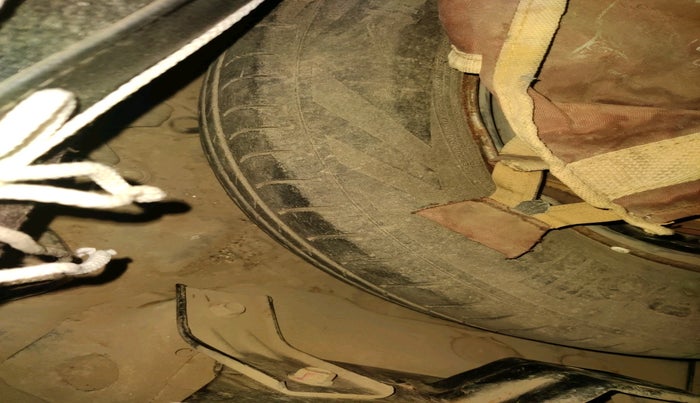 2014 Maruti Wagon R 1.0 LXI CNG, Petrol, Manual, 86,298 km, tyre