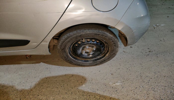 2018 Hyundai Grand i10 SPORTZ 1.2 KAPPA VTVT, Petrol, Manual, 1,08,300 km, tyre