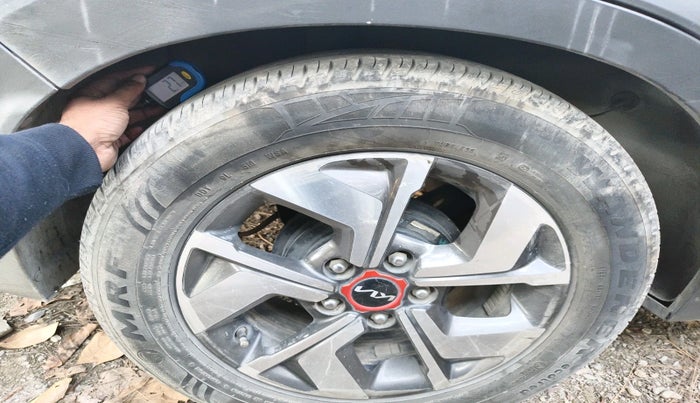 2022 KIA SONET HTX ANNIVERSARY EDITION 1.5, Diesel, Manual, 60,287 km, tyre