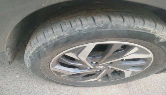 2021 Hyundai Creta SX (O) AT 1.5 DIESEL, Diesel, Automatic, 20,235 km, tyre