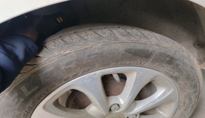 2013 Ford Figo ZXI 1.2 PETROL, Petrol, Manual, 9,458 km, tyre