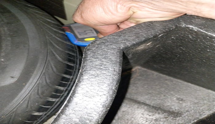 2011 Volkswagen Vento HIGHLINE PETROL AT, Petrol, Automatic, 1,04,743 km, tyre