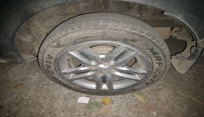 2020 Renault TRIBER RXZ, Petrol, Manual, 1,04,512 km, tyre