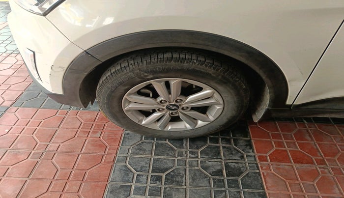 2017 Hyundai Creta SX PLUS 1.6 PETROL, Petrol, Manual, 1,18,678 km, tyre