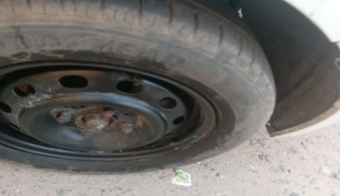 2016 Tata Tiago XT DIESEL, Diesel, Manual, 53,252 km, tyre