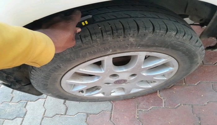 2012 Fiat Grand Punto EMOTION PACK 1.3 90 HP, Diesel, Manual, 9,99,999 km, tyre