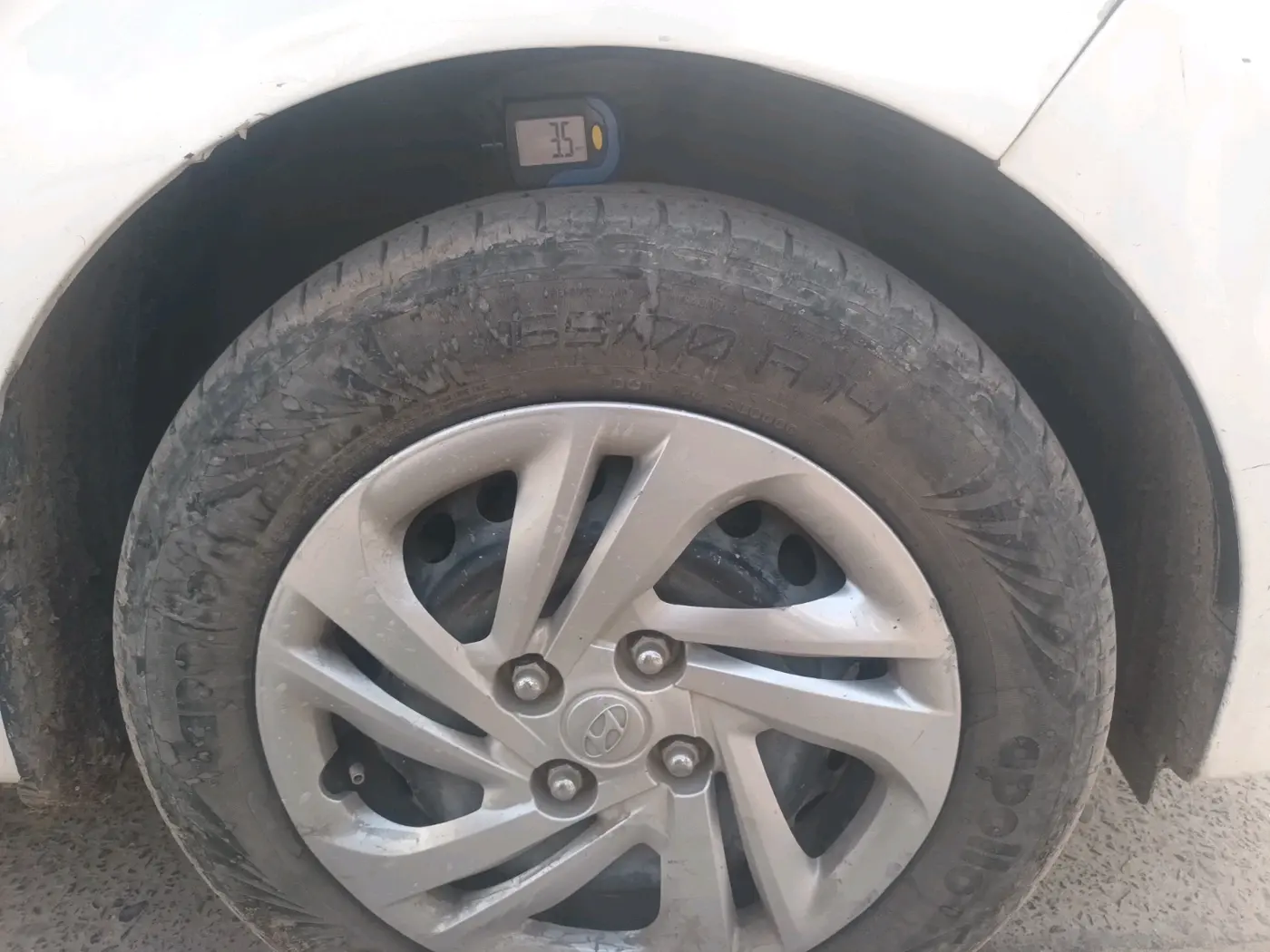 2020 Hyundai AURA S 1.2 CNG, Petrol, Manual, 96,907 km, tyre