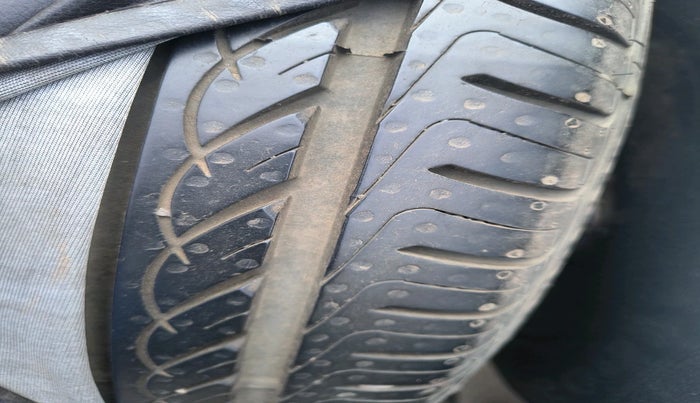 2019 Ford Ecosport TITANIUM + 1.5L PETROL AT, Petrol, Automatic, 84,183 km, tyre