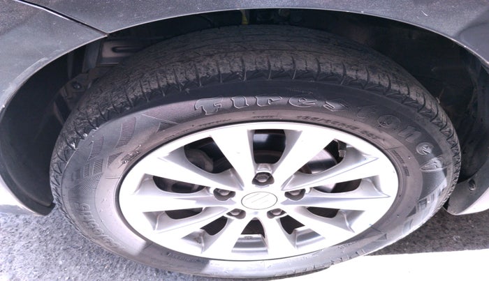 2013 Maruti Ertiga ZDI, Diesel, Manual, 94,885 km, tyre