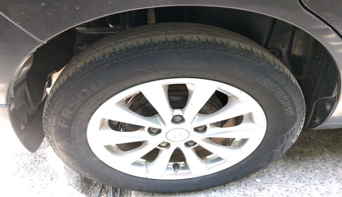 2013 Maruti Ertiga ZDI, Diesel, Manual, 94,885 km, tyre