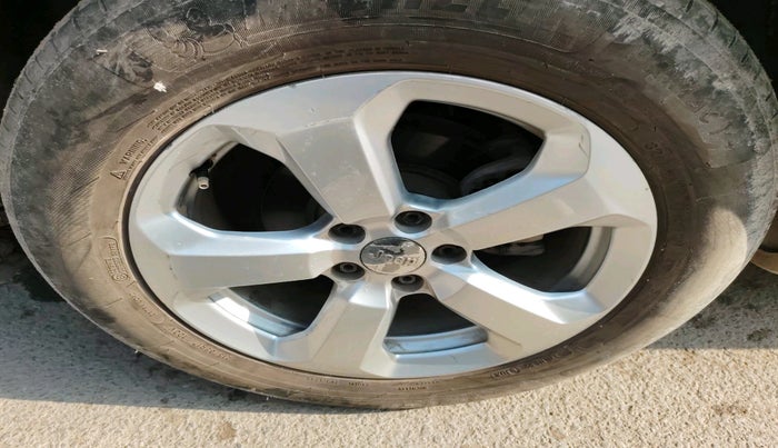 2018 Jeep Compass LIMITED 1.4 PETROL AT, Petrol, Automatic, 51,127 km, tyre