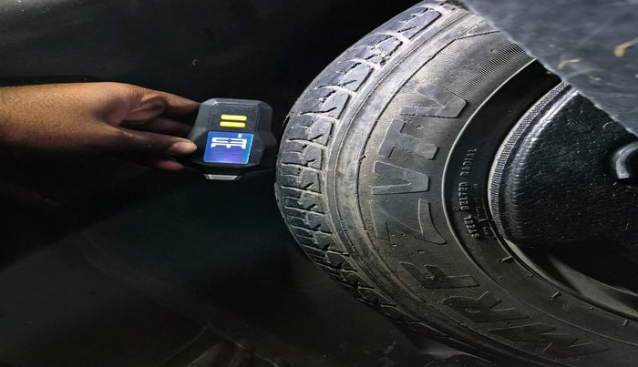 2017 Maruti Ciaz DELTA 1.4 MT PETROL, Petrol, Manual, 42,130 km, tyre