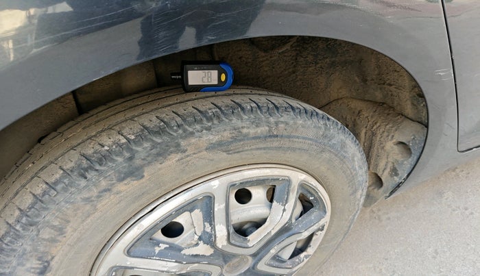 2021 Tata ALTROZ XE PETROL, Petrol, Manual, 52,730 km, tyre