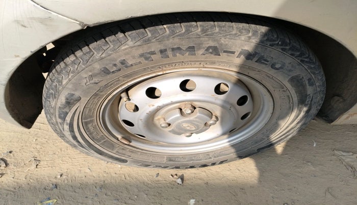 2010 Hyundai i10 ERA 1.1, Petrol, Manual, 80,795 km, tyre