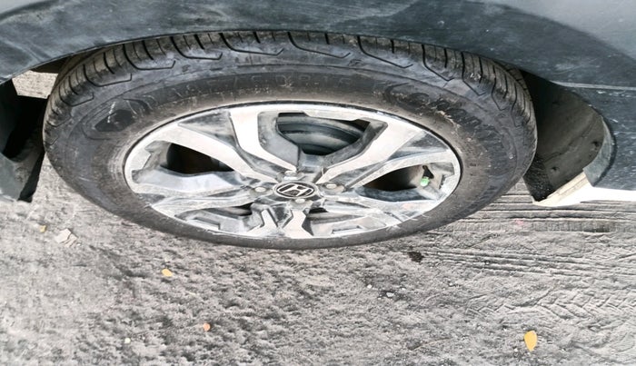 2017 Honda WR-V 1.5L I-DTEC VX MT, Diesel, Manual, 92,456 km, tyre