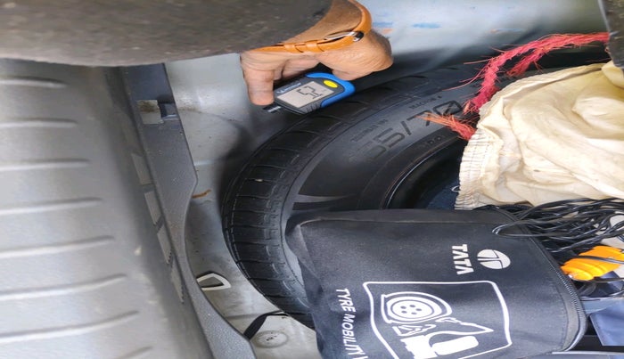 2021 Hyundai GRAND I10 NIOS MAGNA 1.2 KAPPA VTVT CNG, Petrol, Manual, 70,992 km, tyre