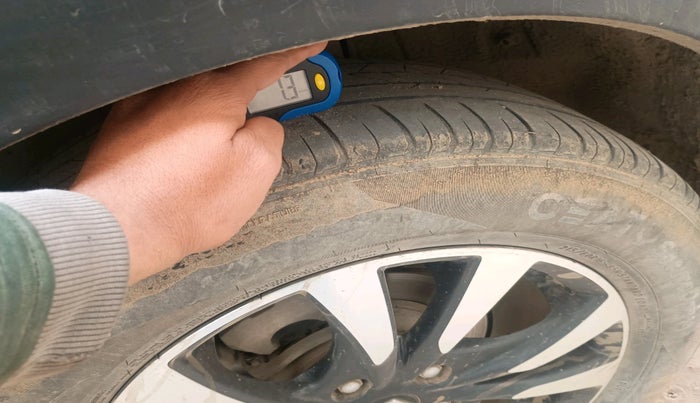 2019 Maruti S Cross DELTA 1.3, Diesel, Manual, 83,022 km, tyre