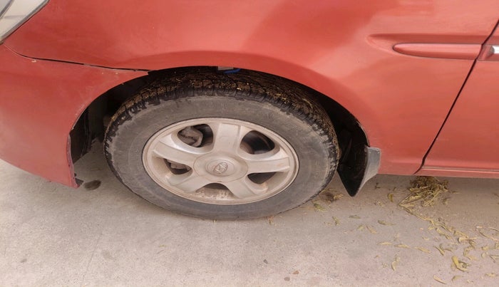 2010 Hyundai Verna TRANSFORM 1.6 SX VTVT, Petrol, Manual, 63,783 km, tyre