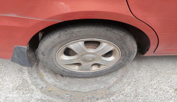 2010 Hyundai Verna TRANSFORM 1.6 SX VTVT, Petrol, Manual, 63,783 km, tyre