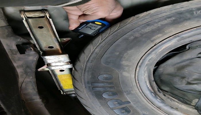 2011 Hyundai i20 SPORTZ (O) 1.2, Petrol, Manual, 1,13,572 km, tyre