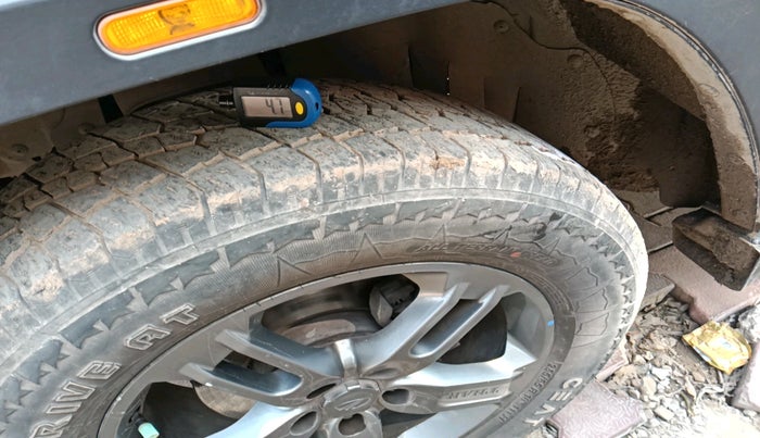 2021 Mahindra Thar LX D AT 4WD HT, Diesel, Automatic, 62,017 km, tyre