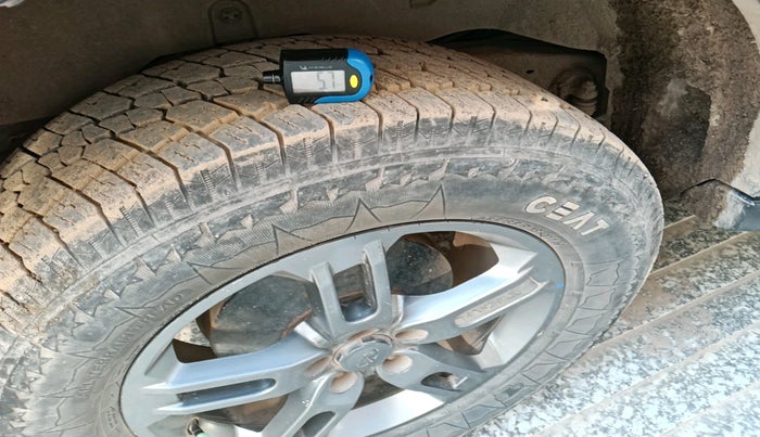 2021 Mahindra Thar LX D AT 4WD HT, Diesel, Automatic, 62,017 km, tyre