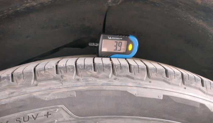 2022 Tata Safari XZA PLUS, Diesel, Automatic, 91,870 km, tyre